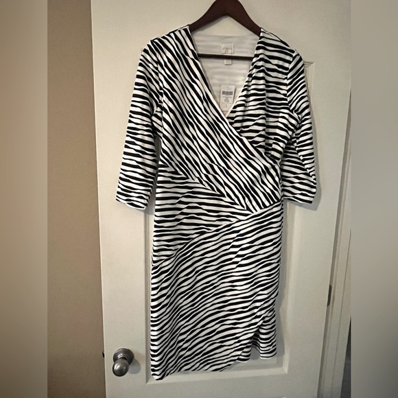 Chico’s Textured Black and White Striped Mid Length Dress Women’s medium - Picture 1 of 16